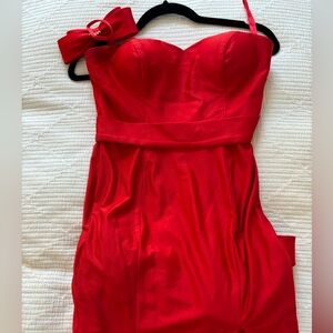 Elegant Red Strapless Gown Size 2
